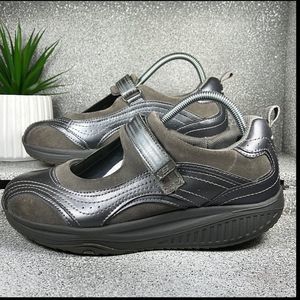 Skechers Shape-ups Silver Mary Jane Sandals Shoes Size 9